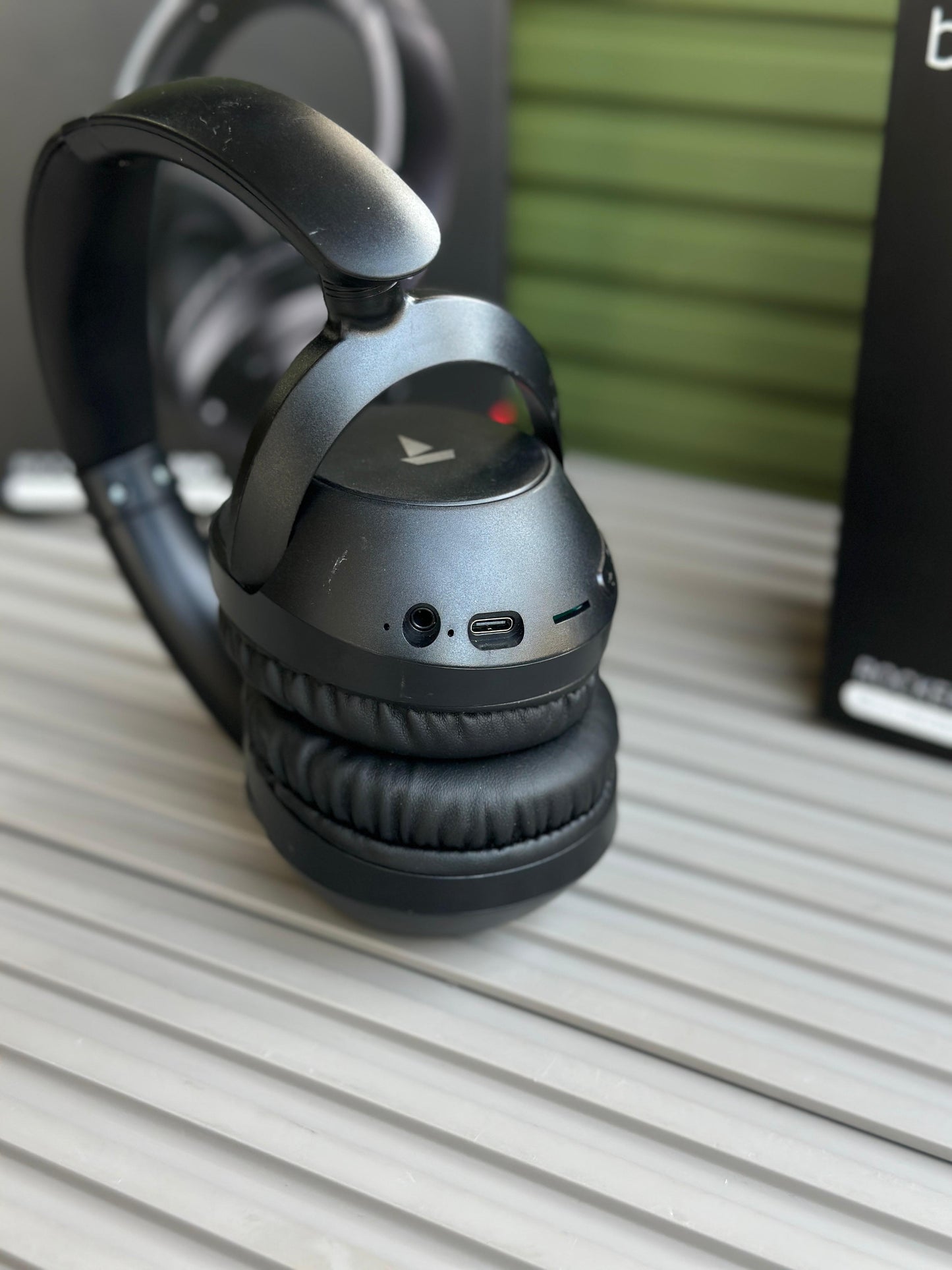 boAt Rockerz Wireless Bluetooth Over-Ear Headphones | Deep Bass | Foldable | Built-in Microphone