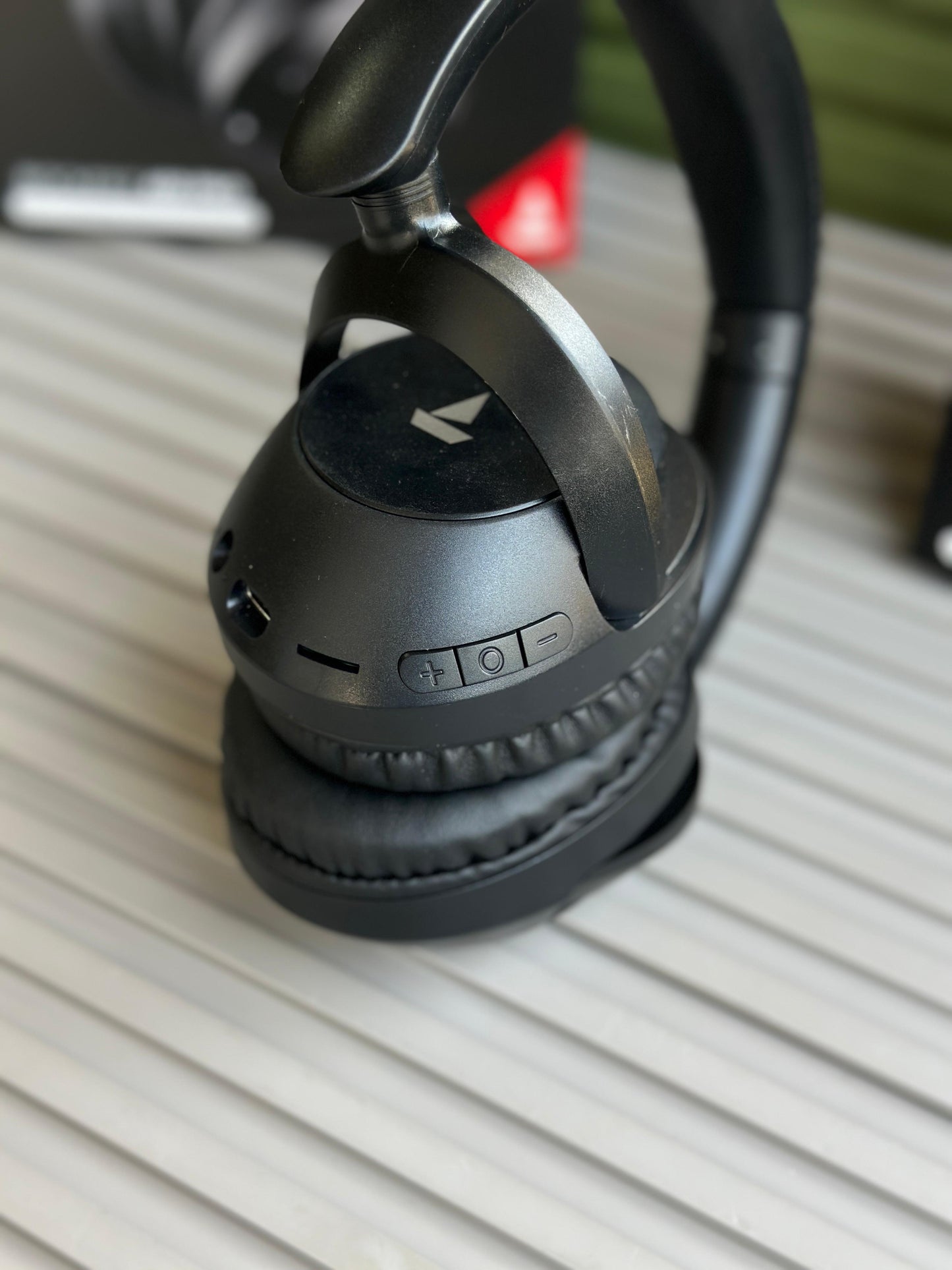 boAt Rockerz Wireless Bluetooth Over-Ear Headphones | Deep Bass | Foldable | Built-in Microphone