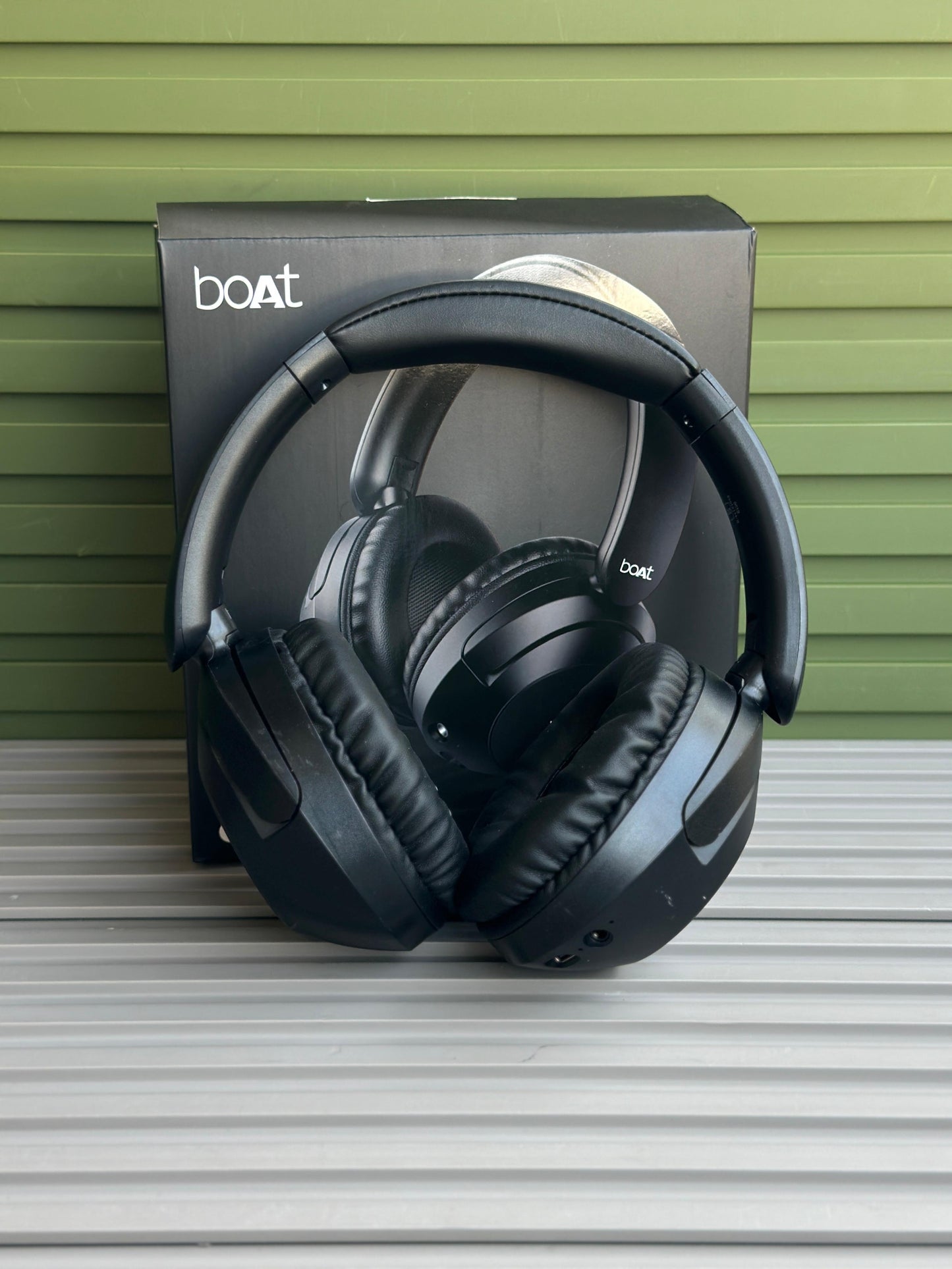 boAt Rockerz Wireless Bluetooth Over-Ear Headphones | Deep Bass | Foldable | Built-in Microphone